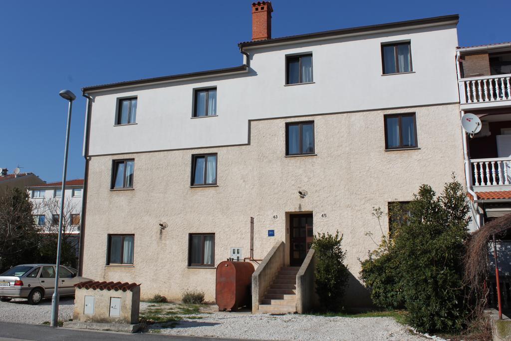 Apartments Barbara Gregovica Pula Exterior photo
